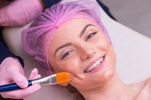 rajeunissement du visage par l’esthétique dentaire
